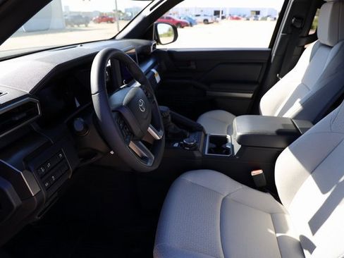 New 2025 Toyota 4Runner SR5 image 10