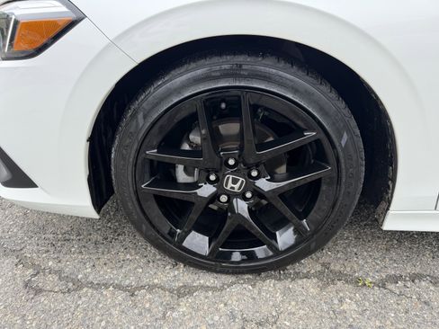 Used 2024 Honda Civic Sport image 7