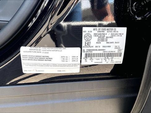 Used 2020 Ford Explorer XLT w/ Equipment Group 202A AWD/4WD image 31