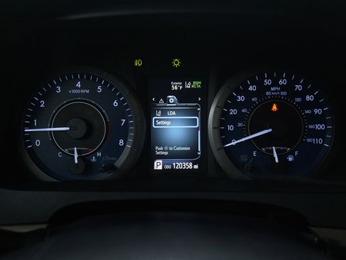 Used 2020 Toyota Sienna XLE image 24