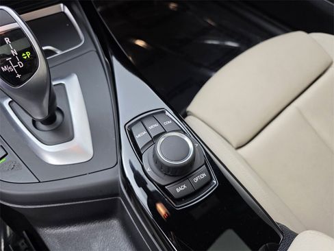 Used 2020 BMW 230i Coupe image 22