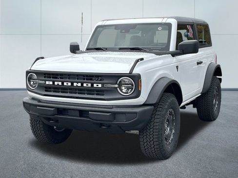 Used 2025 Ford Bronco 2-Door w/ Sasquatch Package AWD/4WD image 11