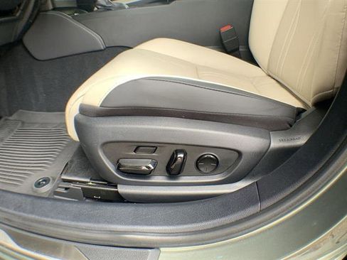 Certified 2024 Lexus ES 300h Ultra Luxury image 12