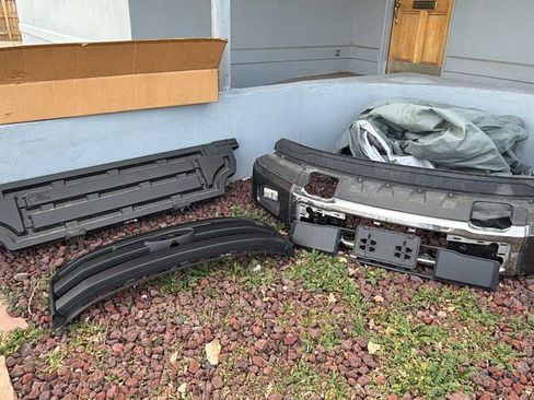 Used 2016 Ford F150 Limited w/ Trailer Tow Package image 9