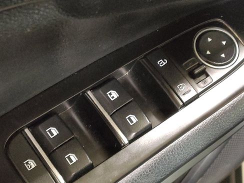 Used 2022 Kia Soul LX image 27