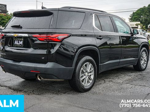 Used 2023 Chevrolet Traverse LT AWD/4WD image 6