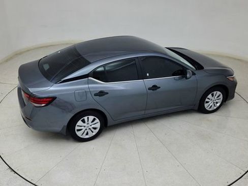 Used 2025 Nissan Sentra S image 78