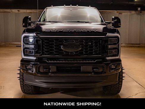 Used 2026 Ford F350 Platinum w/ Platinum Plus Package image 4