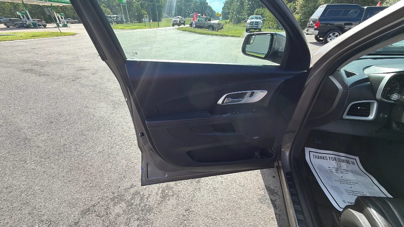 Used 2012 Chevrolet Equinox LT AWD/4WD image 15