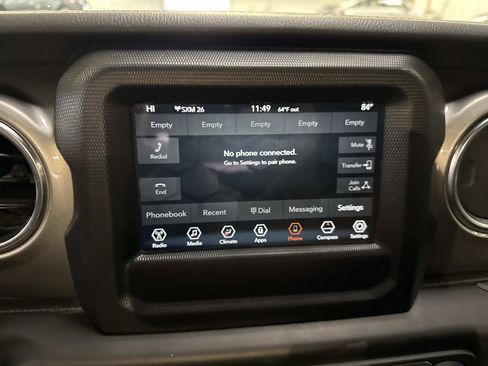 Used 2019 Jeep Wrangler Unlimited Sahara image 20