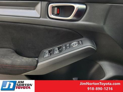 Used 2023 Honda Civic Type R image 26