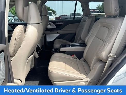 Used 2020 Lincoln Aviator Reserve w/ Equipment Group 202A AWD/4WD image 23