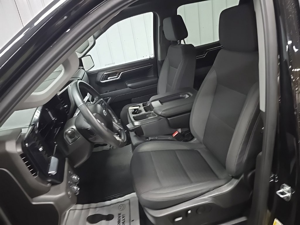 Used 2023 Chevrolet Silverado 1500 RST AWD/4WD image 29