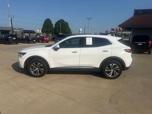 Used 2023 Buick Envision Essence AWD/4WD image 2