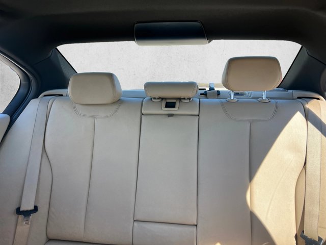 Used 2015 BMW 328i Sedan RWD image 22