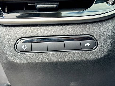 Used 2026 INFINITI QX60 Pure w/ Cargo Package image 11