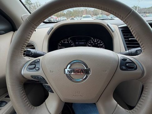 Used 2015 Nissan Pathfinder Platinum image 8