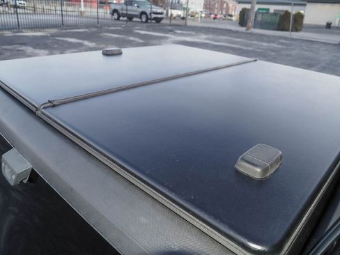 Used 2010 Ford Explorer Sport Trac Limited image 9