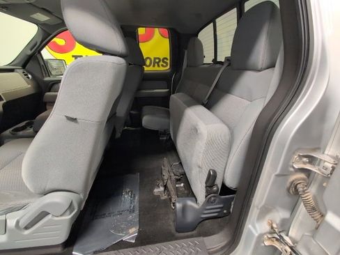 Used 2011 Ford F150 XLT w/ XLT Chrome Pkg image 28