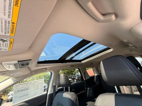 New 2026 Nissan Pathfinder Platinum AWD/4WD image 14