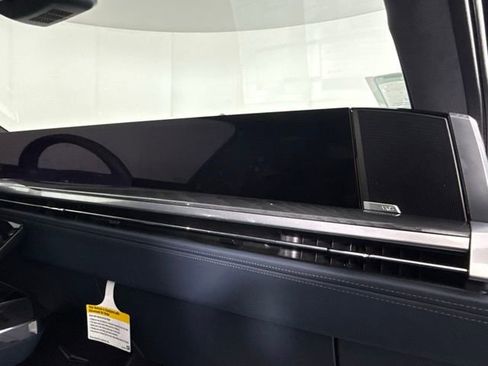 New 2025 Cadillac Escalade IQ Luxury 2 AWD/4WD image 35