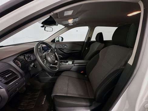 Used 2023 Nissan Rogue SV FWD image 19