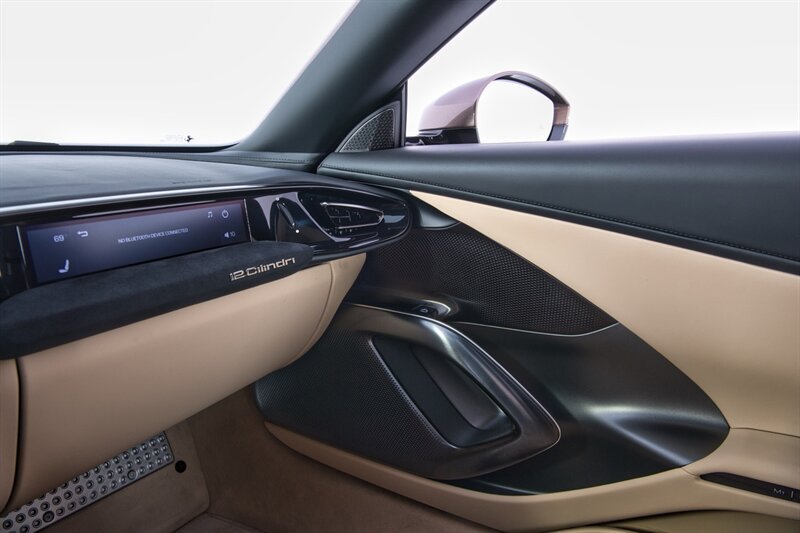 Used 2025 Ferrari 12Cilindri RWD image 26