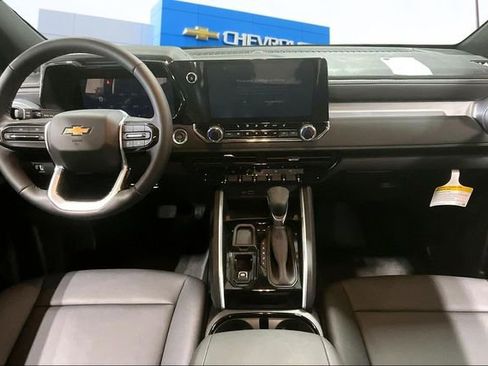 New 2025 Chevrolet Colorado W/T w/ Advanced Trailering Package RWD image 5