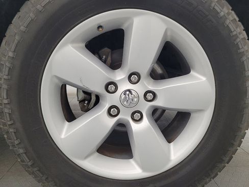 Used 2020 RAM 1500 Tradesman w/ Tradesman SXT Package image 31