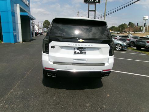 New 2026 Chevrolet Suburban High Country w/ Sun And Tow Package AWD/4WD image 4