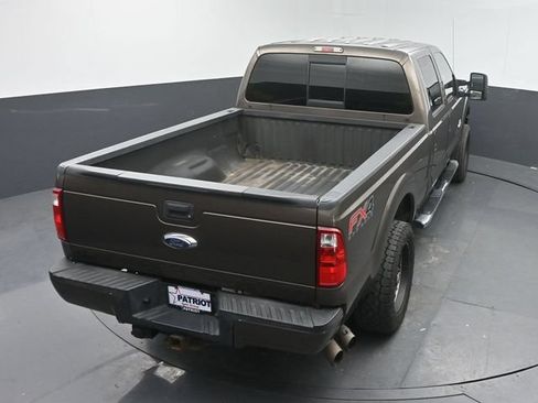 Used 2015 Ford F250 Lariat w/ Lariat Interior Package AWD/4WD image 38