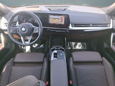 Used 2025 BMW X1 xDrive28i w/ Premium Package image 15