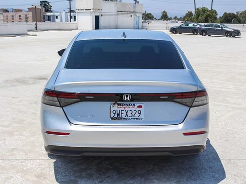 Certified 2025 Honda Accord LX image 5