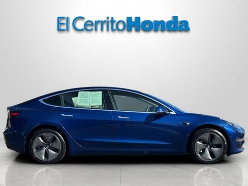 Used 2020 Tesla Model 3 Standard Range RWD image 2
