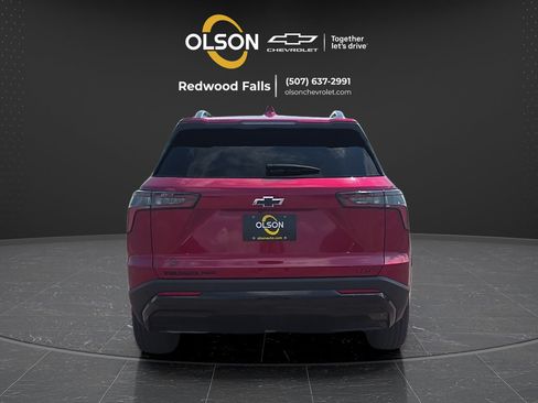 Used 2025 Chevrolet Equinox RS w/ Convenience Package III AWD/4WD image 4