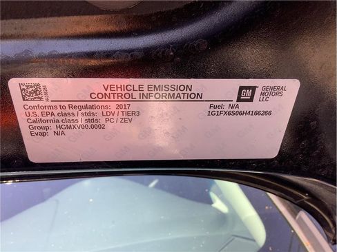 Used 2017 Chevrolet Bolt Premier w/ Driver Confidence II Package FWD image 19