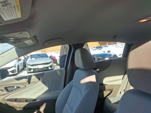 Used 2024 Chevrolet Malibu LT image 24