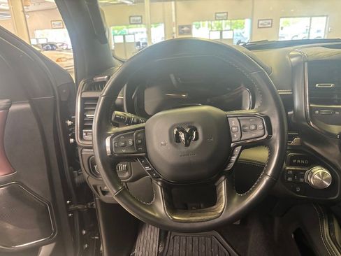 Used 2025 RAM 1500 Limited AWD/4WD image 10