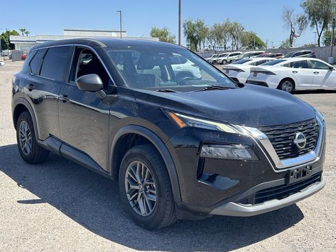 Used 2023 Nissan Rogue S AWD/4WD image 3