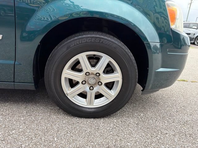 Used 2009 Chrysler Town & Country Touring w/ Entertainment Group #2 FWD image 31
