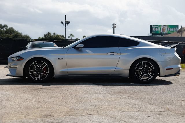 Used 2018 Ford Mustang GT Premium RWD image 4