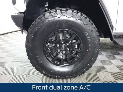 New 2026 Ford Bronco Raptor w/ Interior Carbon Fiber Pack AWD/4WD image 18