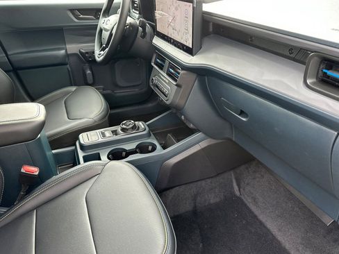 New 2026 Ford Maverick Lobo AWD/4WD image 16