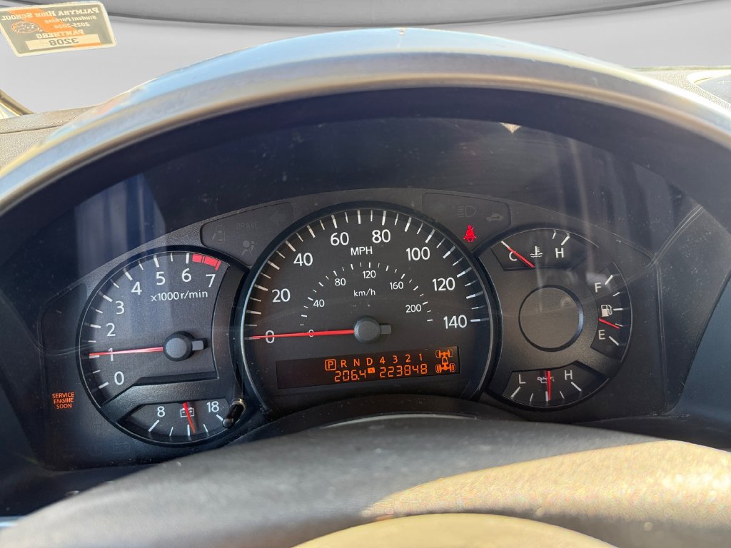 Used 2004 Nissan Titan LE w/ (NAV) Nissan Navigation Pkg AWD/4WD image 18