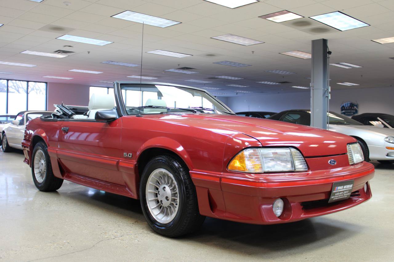 Used 1987 Ford Mustang GT RWD image 17