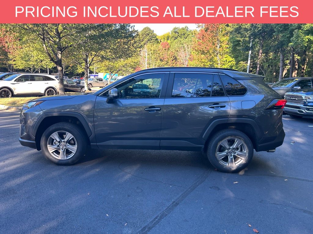 Used 2023 Toyota RAV4 XLE FWD image 5