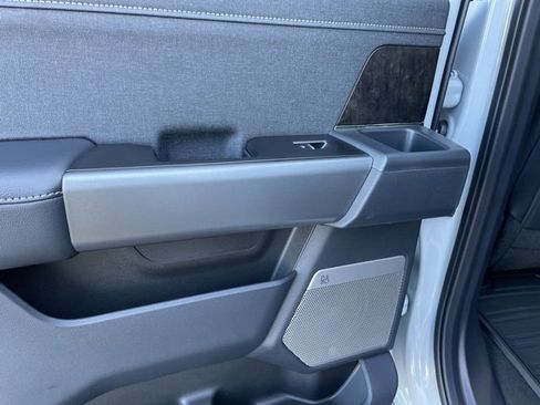 New 2026 Ford F250 Lariat image 74