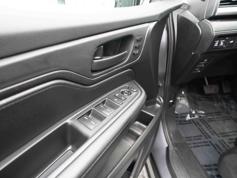 Used 2025 Honda Odyssey EX-L image 7