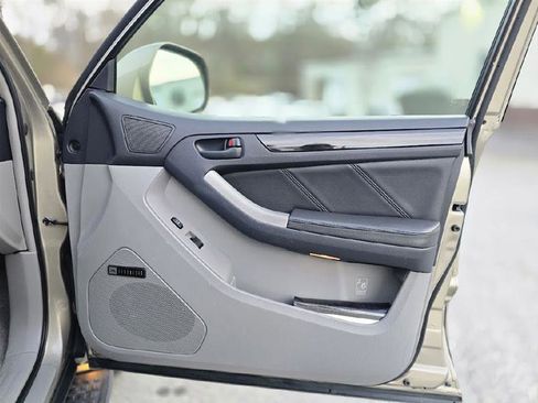 Used 2008 Toyota 4Runner Limited image 22