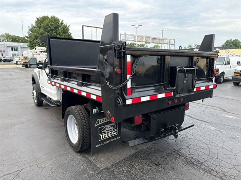 Used 2019 Ford F550 4x4 Regular Cab Super Duty image 6
